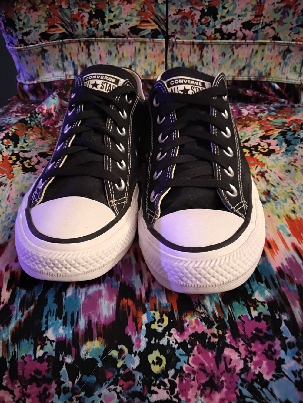 Converse Low Top Sneakers Black Unisex Men's size 6.5 6 1/2 Women’s 8.5 8 1/2